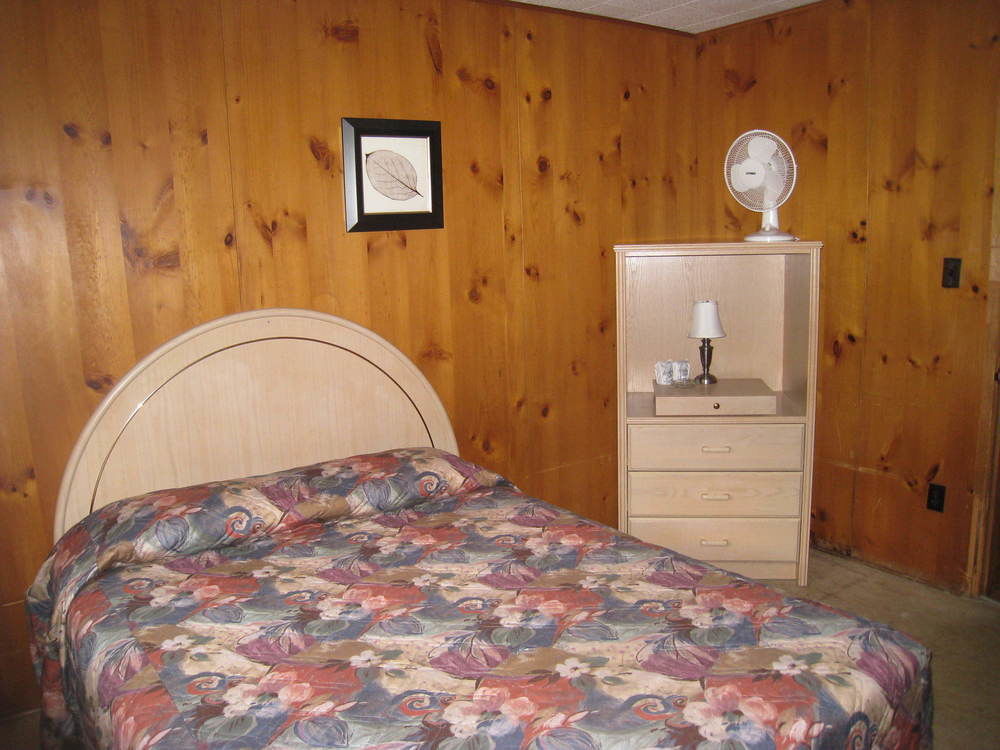 Sasquatch Inn Harrison Mills Екстер'єр фото